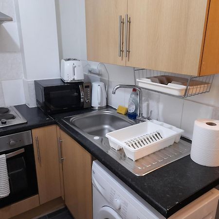 Zest Apartment Two Manchester Room photo
